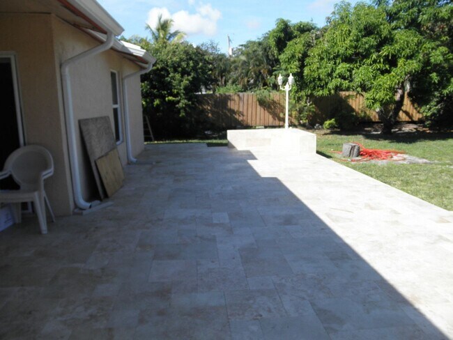 Building Photo - Caldwell Heights In Boca Raton