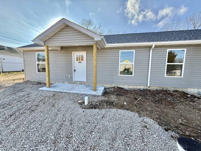 Building Photo - 416 N Mansion St