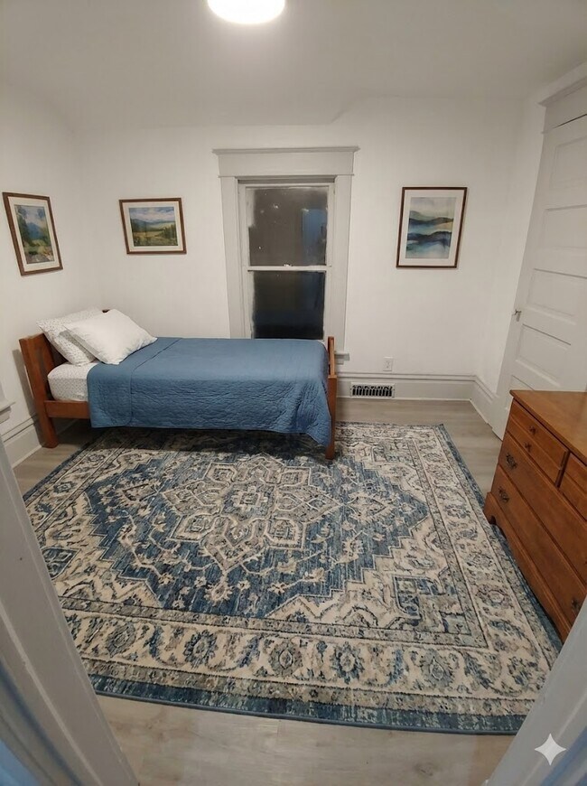 Building Photo - 401 S Independence Ave