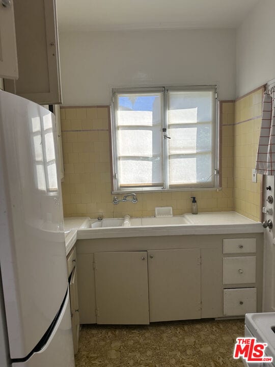 Building Photo - 5564 W 6th St