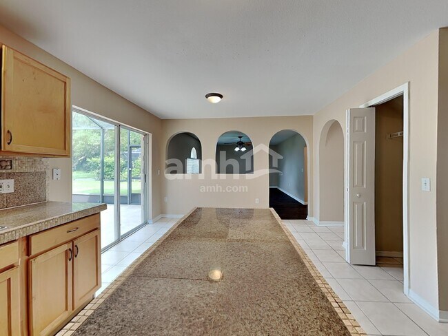 Building Photo - 12911 Parkington Dr