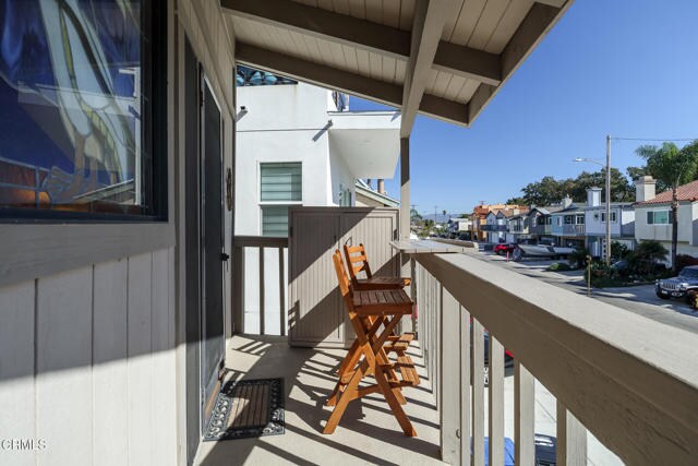 Building Photo - 337 Highland Dr