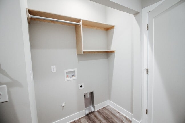Building Photo - North 45th Addition