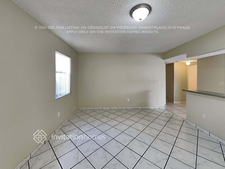 Building Photo - 15520 Briarwood Manor