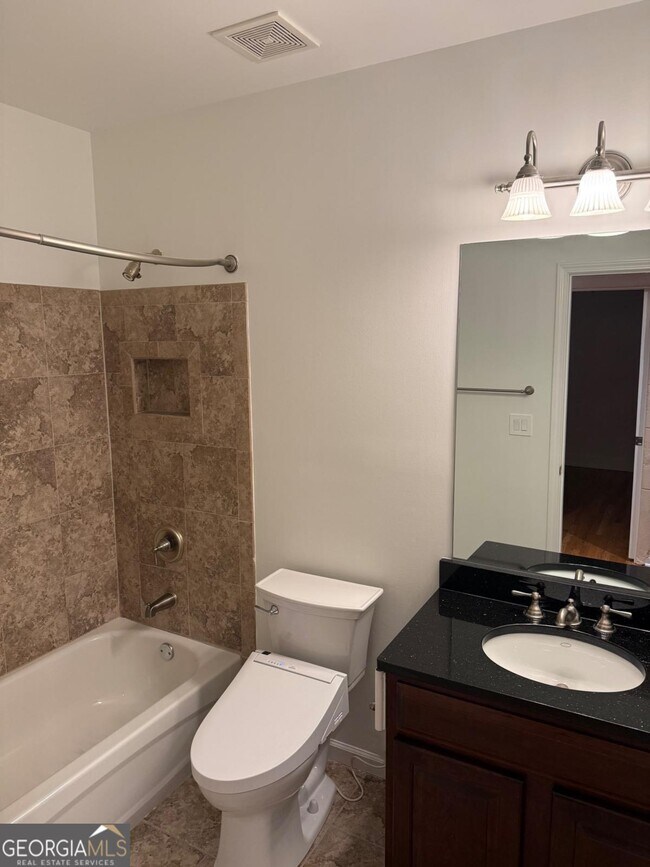 Building Photo - 4703 Legacy Cove Ln