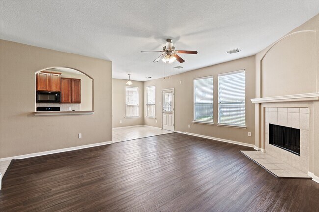 Building Photo - 25218 Melody Oaks Ln