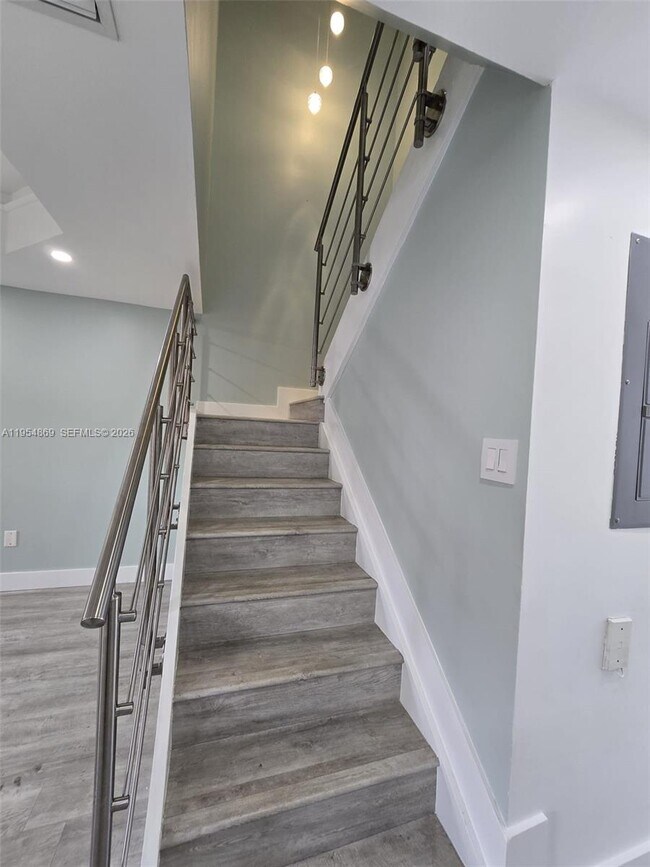 Building Photo - 10595 SW 6th St