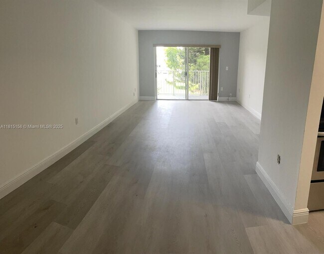 Building Photo - 4810 NW 79th Ave