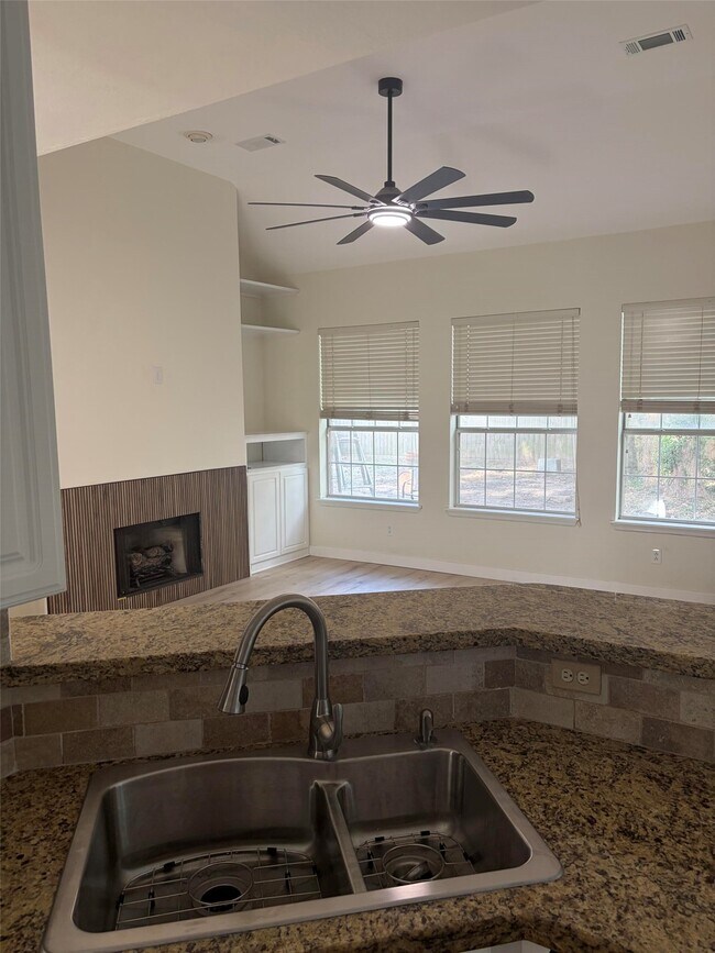 Building Photo - 22 E Sterling Pond Cir