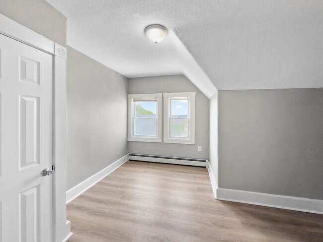 Building Photo - 1 Lindner Ct
