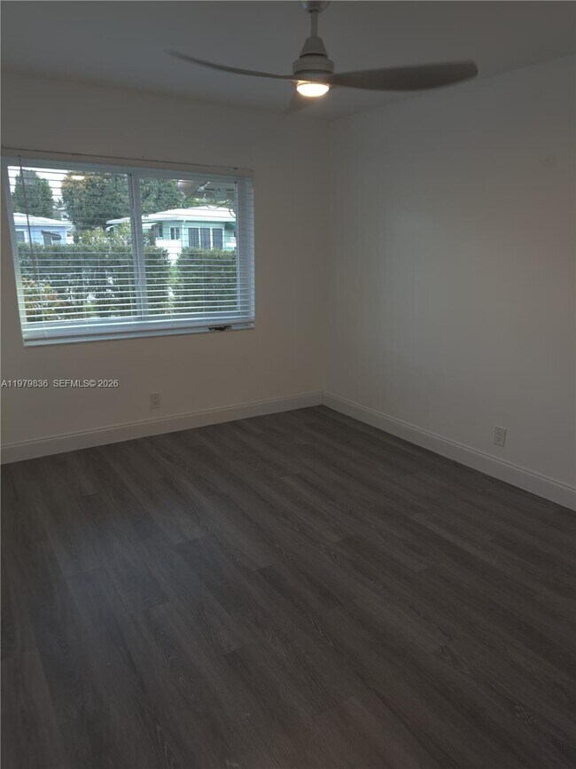 Building Photo - 1403 Adams St