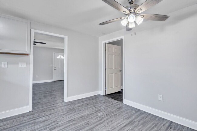 Building Photo - Cozy & Convenient 2BR, 1.5BA Greer Rental Near Downtown! $1,300/mo rent