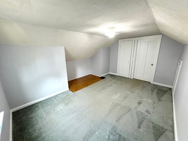 Building Photo - 7012 Ellen Ave