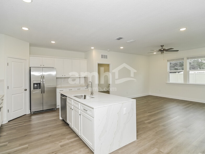 Building Photo - 96890 Blackrock Cv Wy