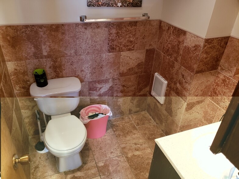 Building Photo - 417 5th Ave SE