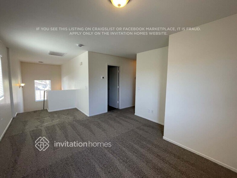 Building Photo - 16244 W Custer Ln