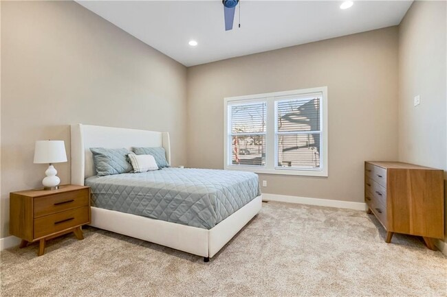 Building Photo - 11010 W 55th Ter