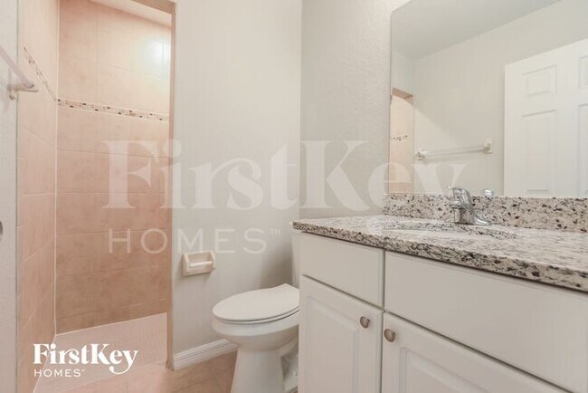 Building Photo - 11940 Helicon Ave