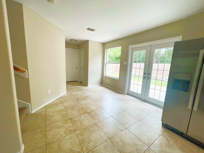 Building Photo - 436 Mystic Glen Loop