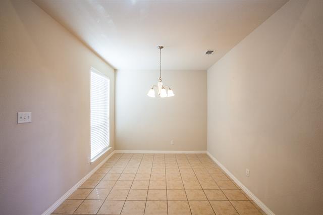 Building Photo - 2805 Gooseberry Dr