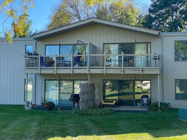 Building Photo - $1,070 | 1 Bedroom, 1 Bathroom House | Pet...