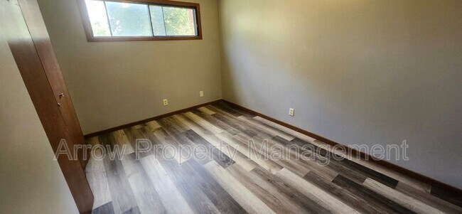 Building Photo - 828 E Street-105