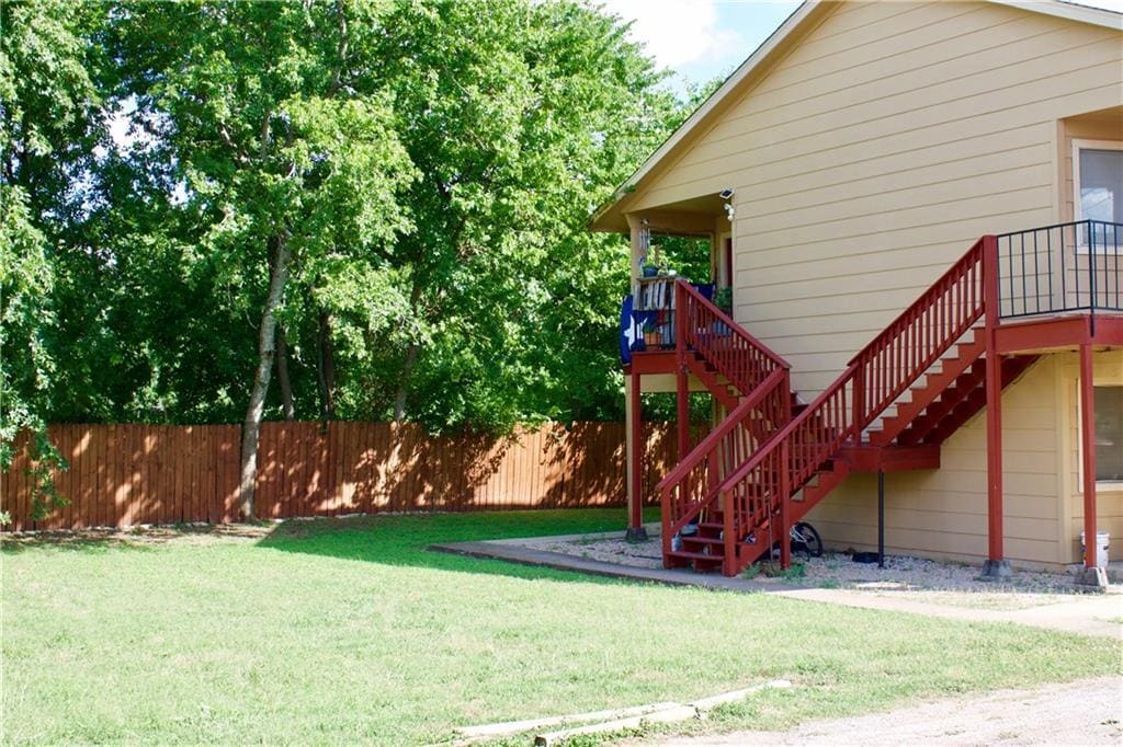 Building Photo - 1642 Post Rd