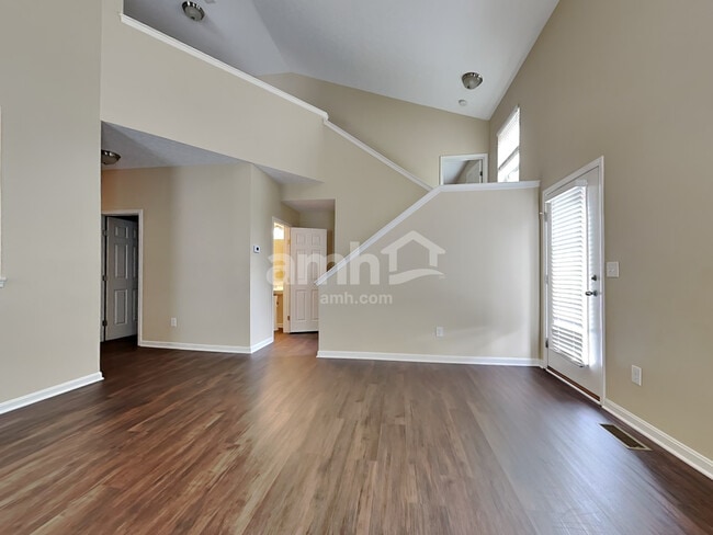 Building Photo - 9770 Soaring Breezes