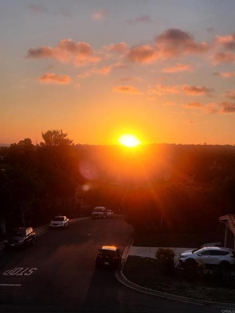 Building Photo - 2319 Caringa Way