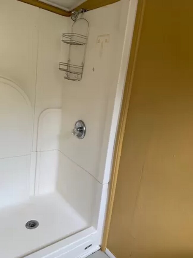 Building Photo - Spacious home in Florence, AL - Walking di...