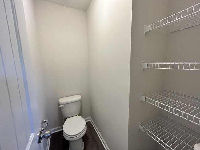 Building Photo - 144 Sunny Pt Lp