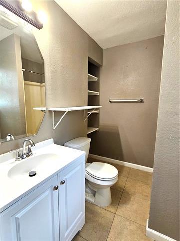 Building Photo - 721 San Carlos Dr