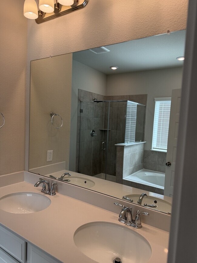 Building Photo - 6634 Bridge Mountain Trl