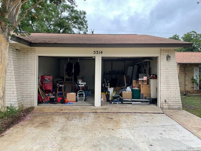 Building Photo - 5314 Peppermint Ln