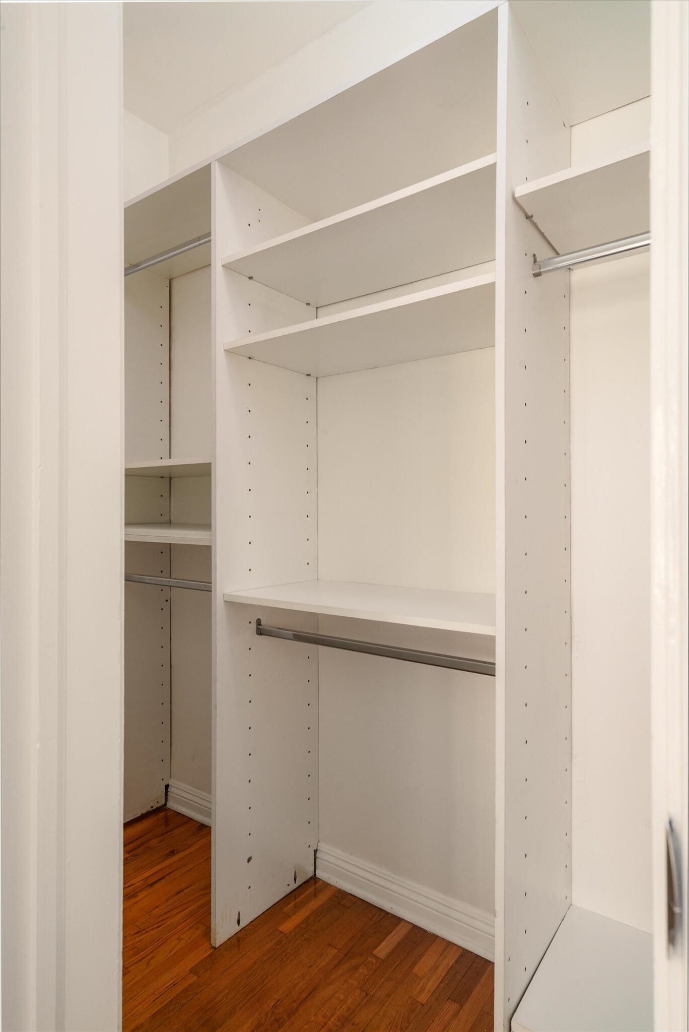 Walk in Closet/ Back bedroom - 215 S Poinsettia Pl