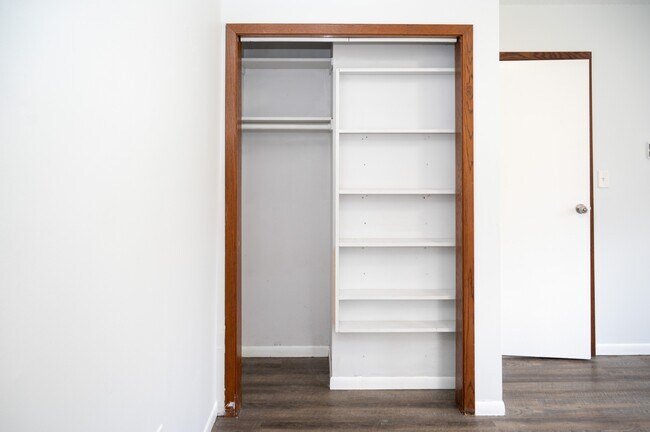 Building Photo - 3244 Marion Rd SE