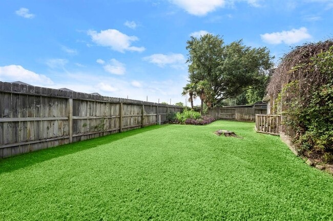 Building Photo - 11307 Travelers Way Cir