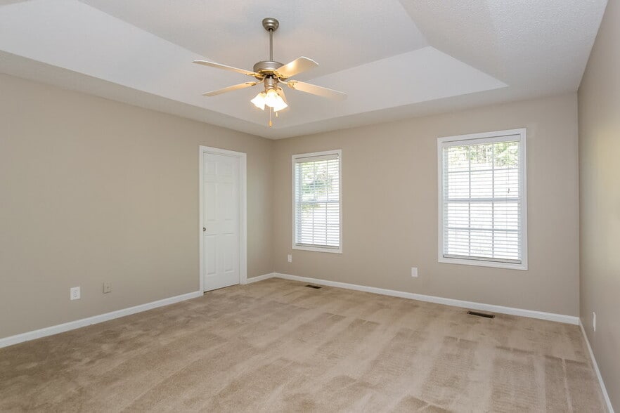 Building Photo - 111 Hunter Pl