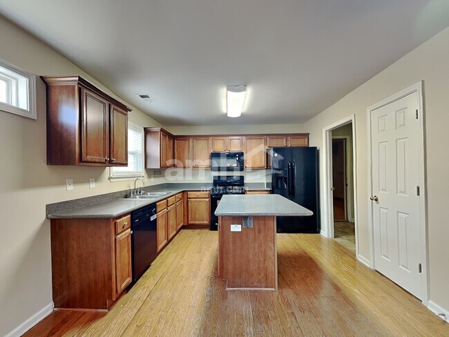 Building Photo - 2630 Gatewater Ct