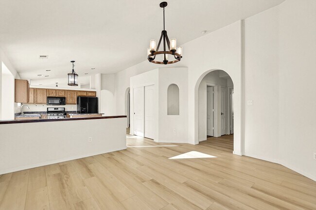 Building Photo - 4BR Home for Rent + Office/Bonus Room | Rio Rancho SE | 2-Car Garage | Large Yard