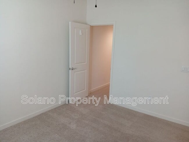 Building Photo - 1284 Warmth Ct