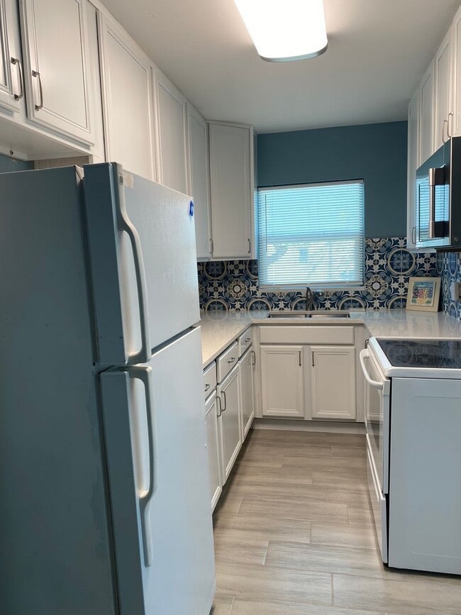 Building Photo - 1512 N Chickasaw Trail