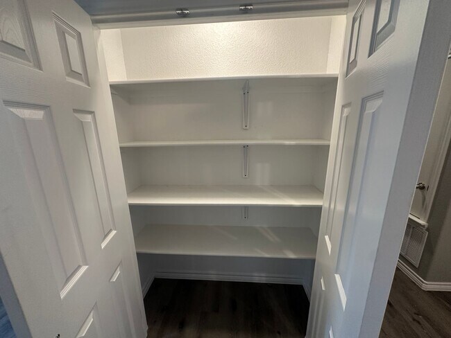 Building Photo - 3Bed/2Bath
