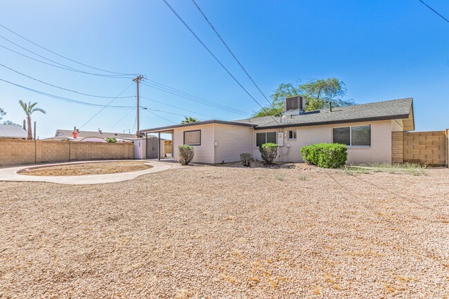 Building Photo - Great Location 4 Bed 2 Bath Home in Mesa