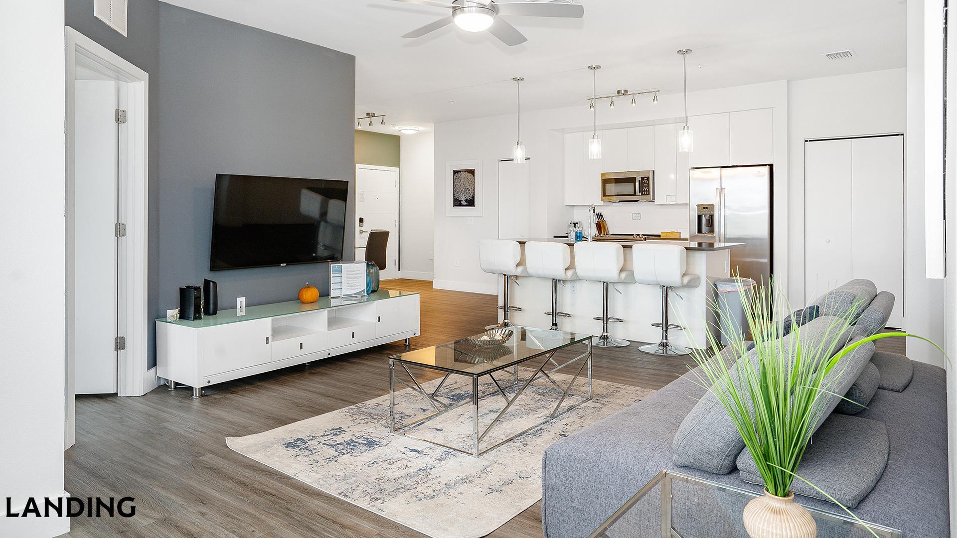 Building Photo - 4950 W Prescott St