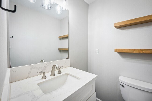Building Photo - Mililani 3 bedroom townhouse