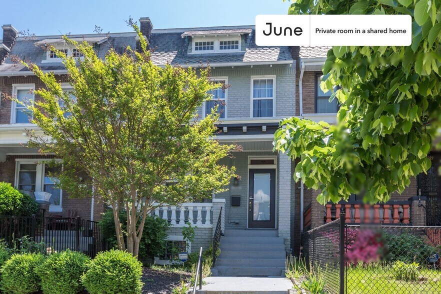 Building Photo - Room in Shared 5 bed/3.5 bath home in Capitol Hill
