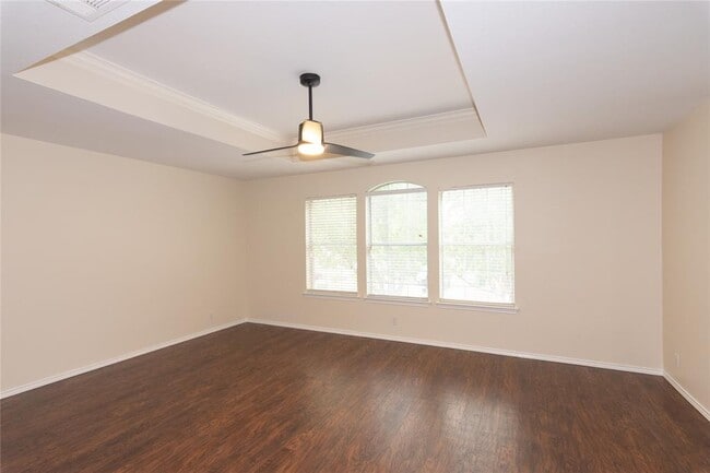 Building Photo - 1711 Lloydminister Way