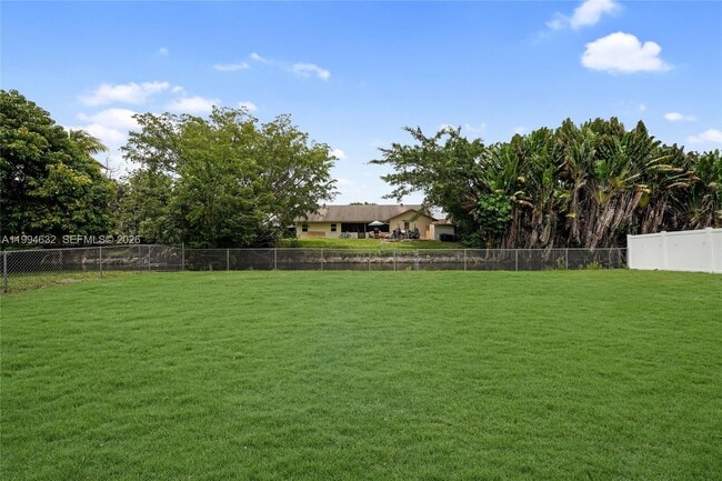 Building Photo - 7201 NW 46th Ct