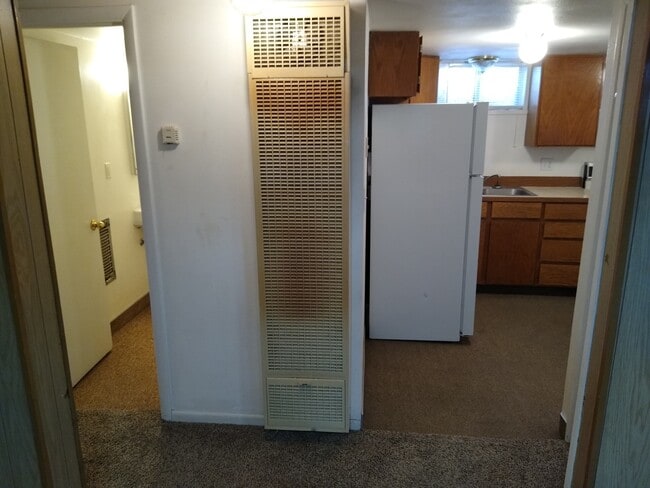 Building Photo - 86 N 1050 W